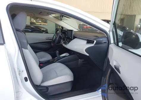 2022 Toyota Corolla Le z USA, uszkodzony, nr VIN JTDEPMAE8N3003477